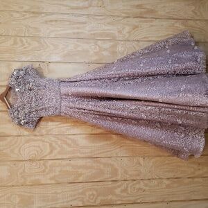 Mac Duggal NWT 3D Floral Applique Embellished Maxi Gown Dress Size 2 #11…